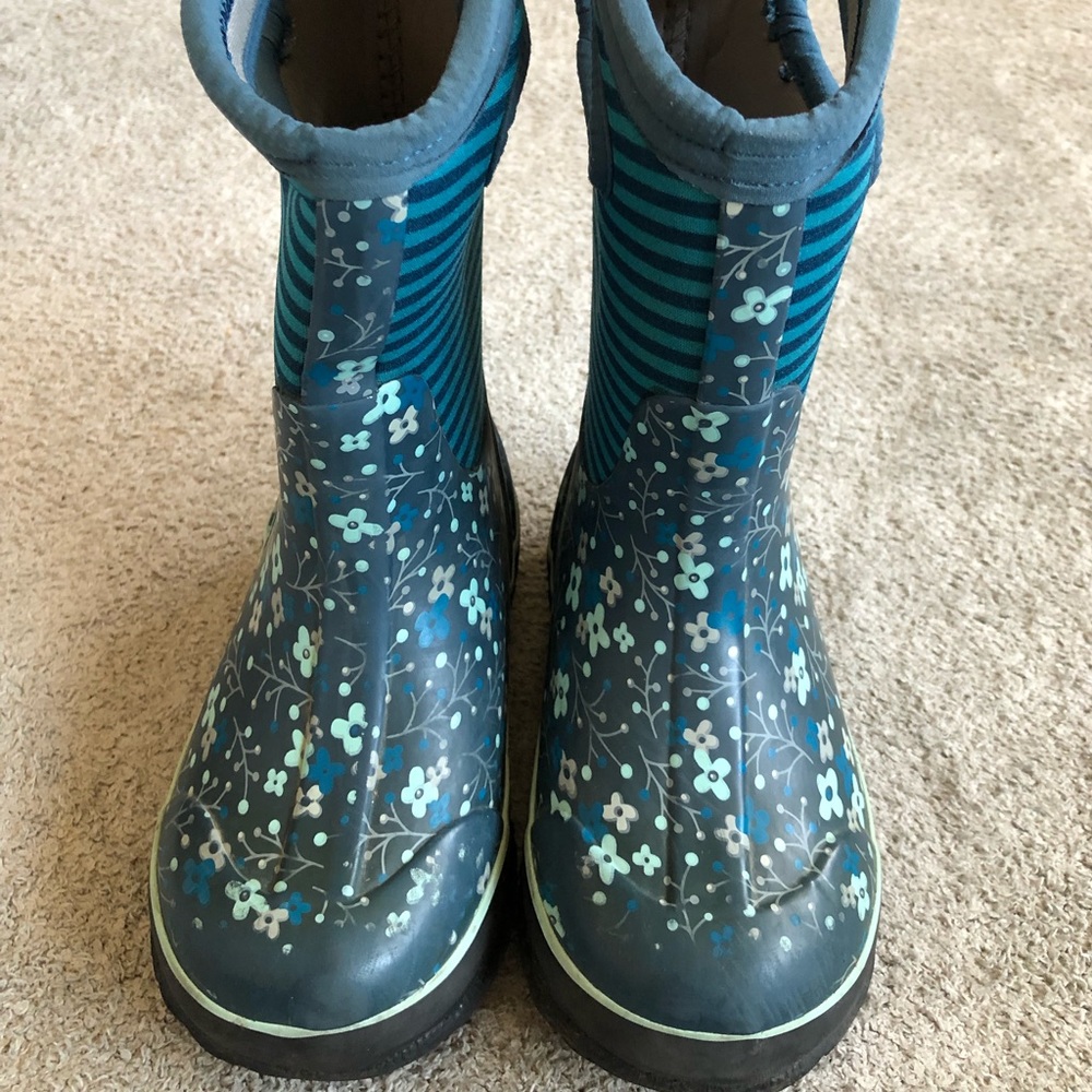 Classic Blue Bogs